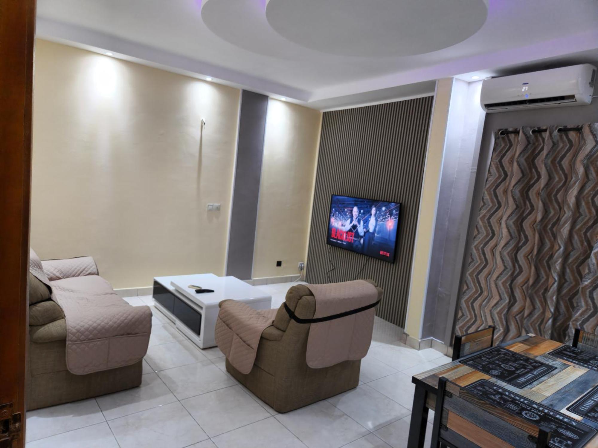 Apartmán Meuble 1Ch 2E Ch Dispo Avec Un Supplement E1D Douala Exteriér fotografie